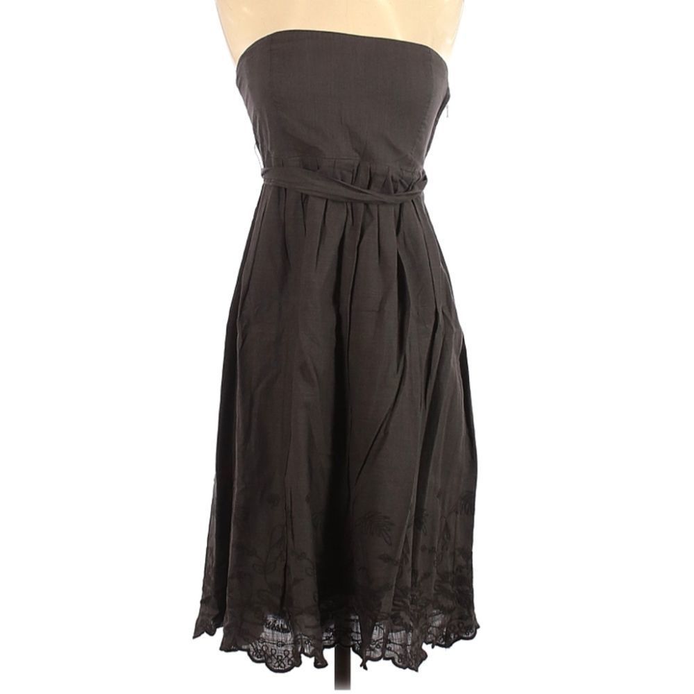 GAP charcoal gray strapless cotton dress with tie and floral embroidery 2